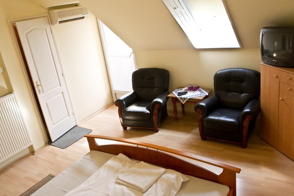 Szekely Fogado Bed and Breakfast Tunyogmatolcs Kamer foto