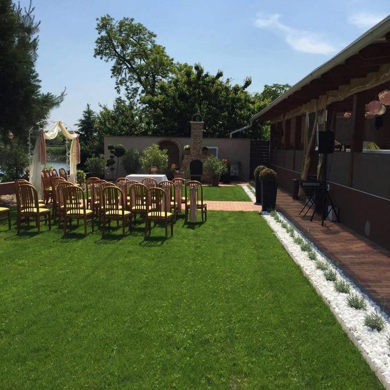 Szekely Fogado Bed and Breakfast Tunyogmatolcs Buitenkant foto
